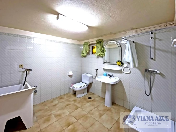 Moradia T4 para Venda em Afife Foto 31