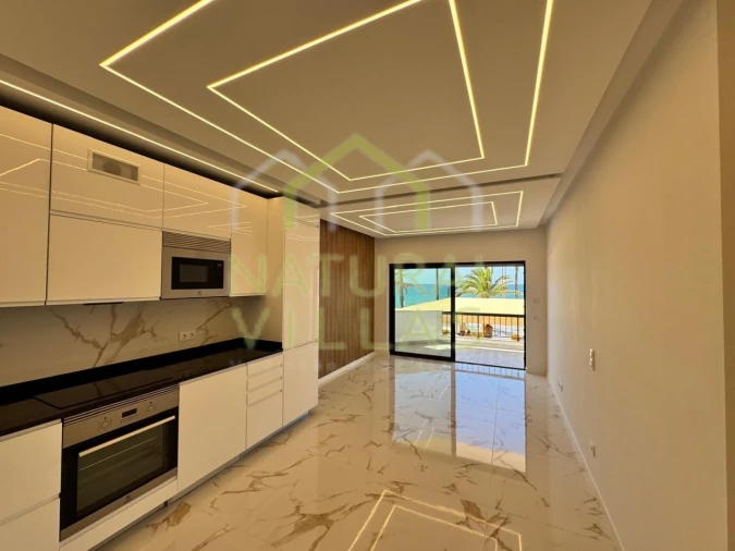 Apartamento T3 para Venda em Quarteira Foto 2