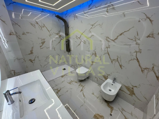 Apartamento T3 para Venda em Quarteira Foto 10