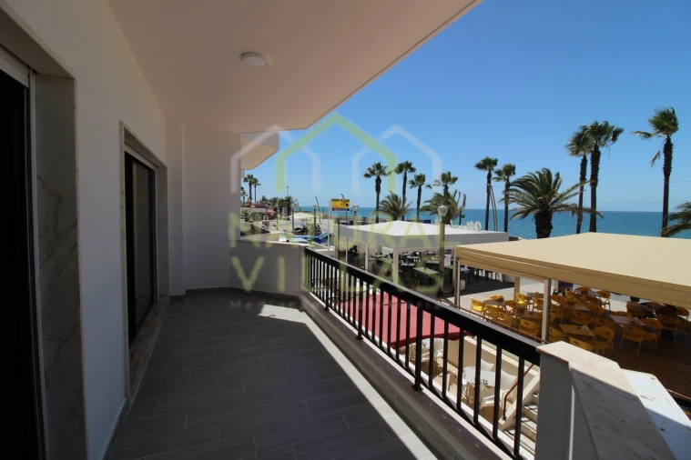 Apartamento T3 para Venda em Quarteira Foto 1