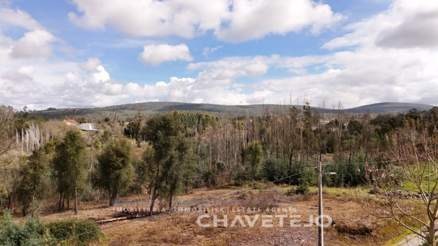 Terreno para Venda em Pousaflores