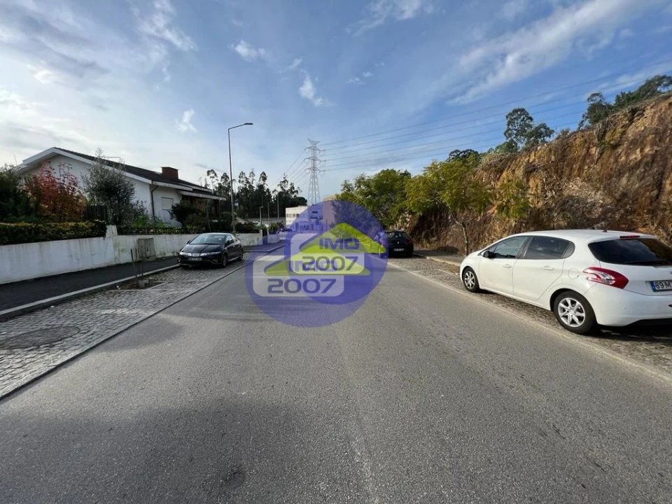 Terreno para Venda em Sandim, Olival, Lever e Crestuma Foto 7