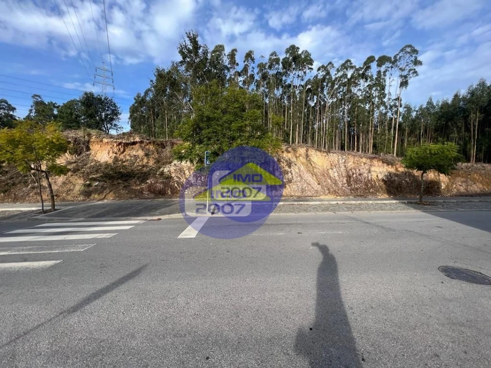 Terreno para Venda em Sandim, Olival, Lever e Crestuma Foto 9