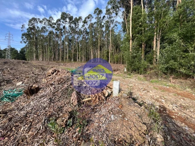 Terreno para Venda em Sandim, Olival, Lever e Crestuma Foto 2