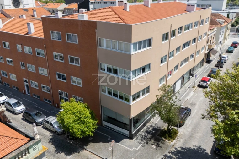 Negócio para Arrendamento em Espinho Foto 16