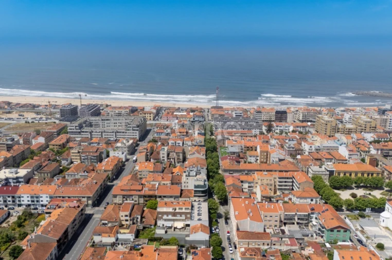 Negócio para Arrendamento em Espinho Foto 20