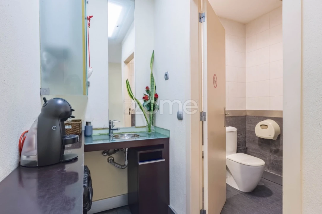 Negócio para Arrendamento em Espinho Foto 9