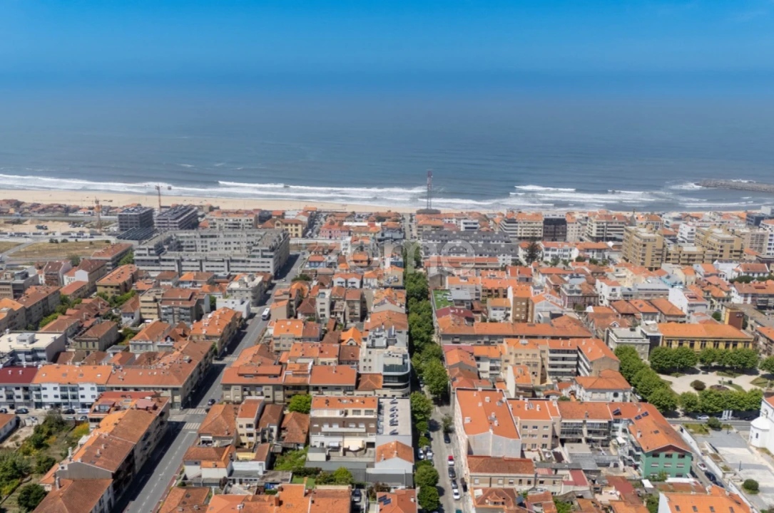 Negócio para Arrendamento em Espinho Foto 20