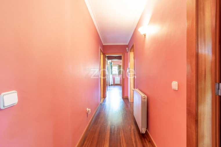 Moradia T4 para Venda em Cidade da Maia Foto 33