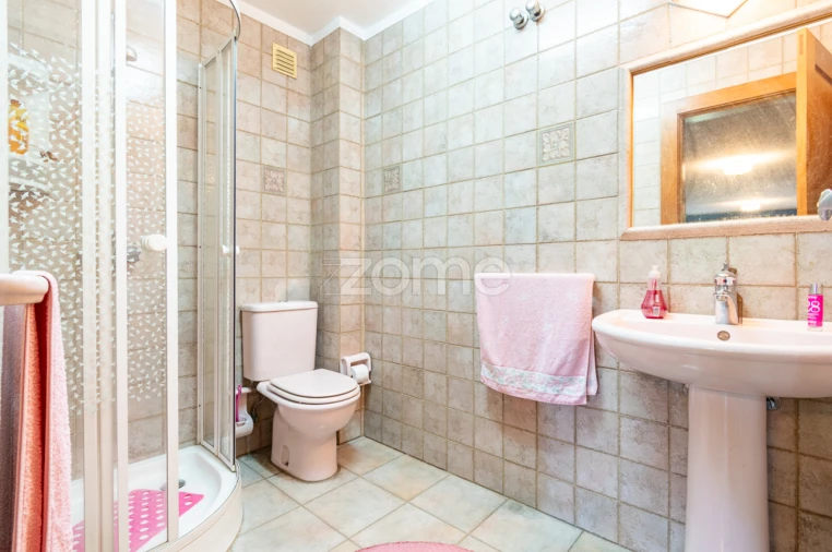 Moradia T4 para Venda em Cidade da Maia Foto 37