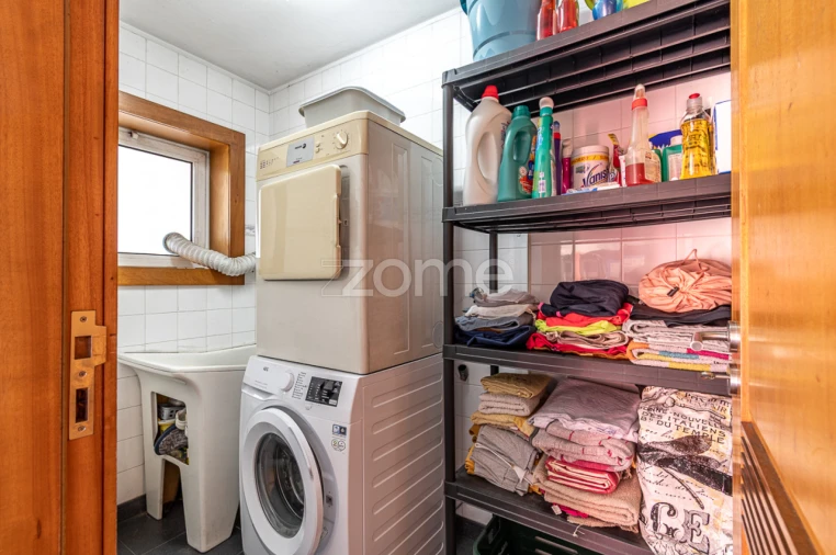 Moradia T4 para Venda em Cidade da Maia Foto 39