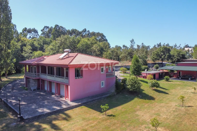 Moradia T4 para Venda em Cidade da Maia Foto 4