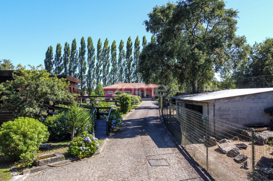 Moradia T4 para Venda em Cidade da Maia Foto 52