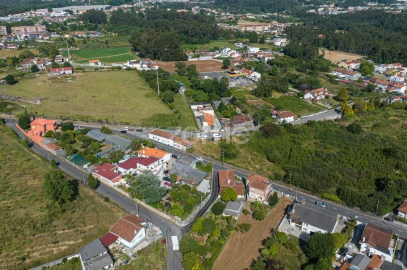 Terreno para Venda em Grijó e Sermonde