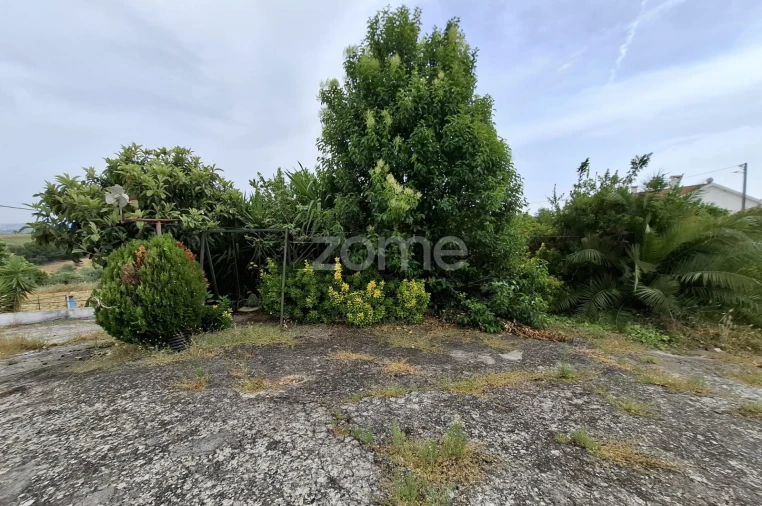 Quinta T2 para Venda em Moçarria Foto 26