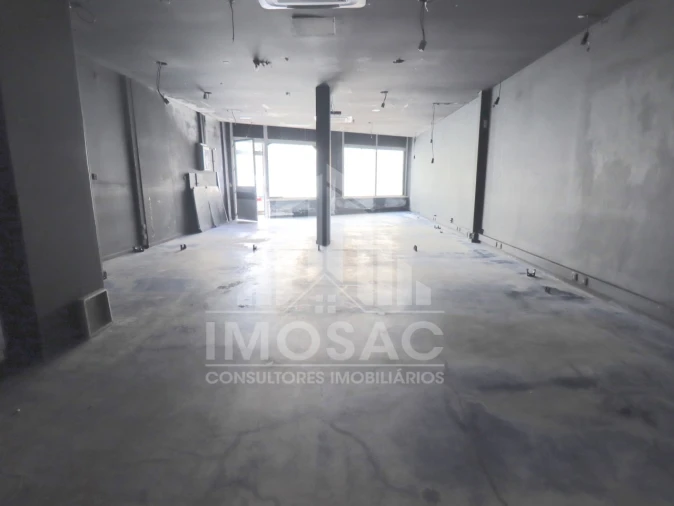 Loja para Venda em Loures Foto 6