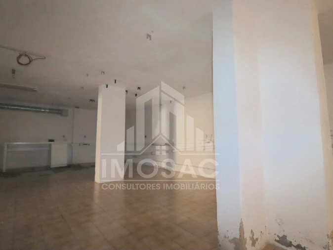 Loja para Venda em Loures Foto 9
