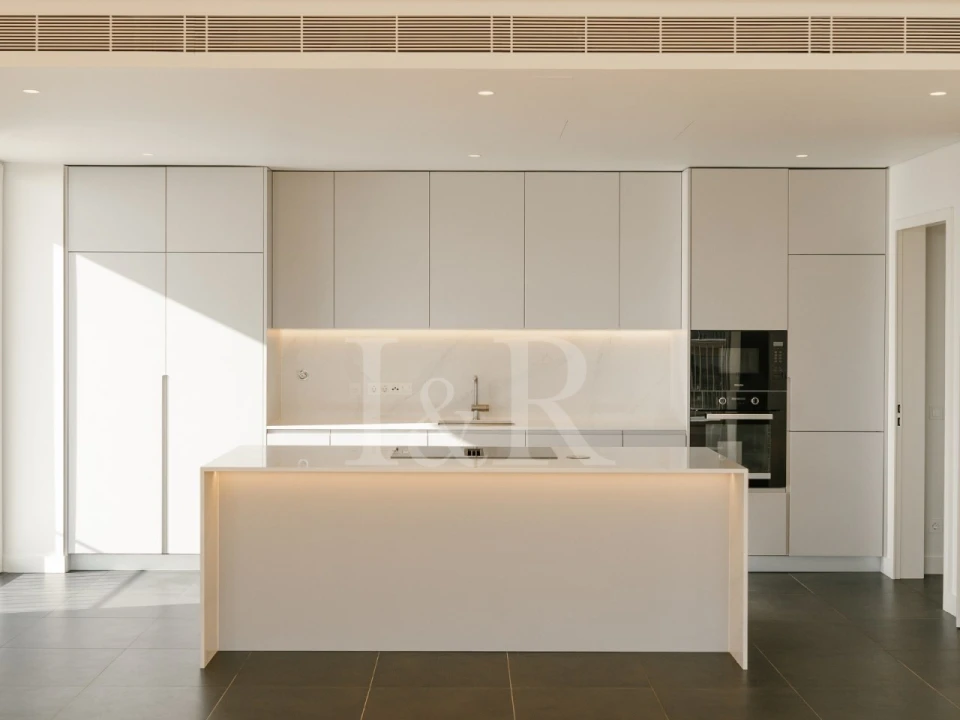 Apartamento T3 para Venda em Quarteira Foto 6