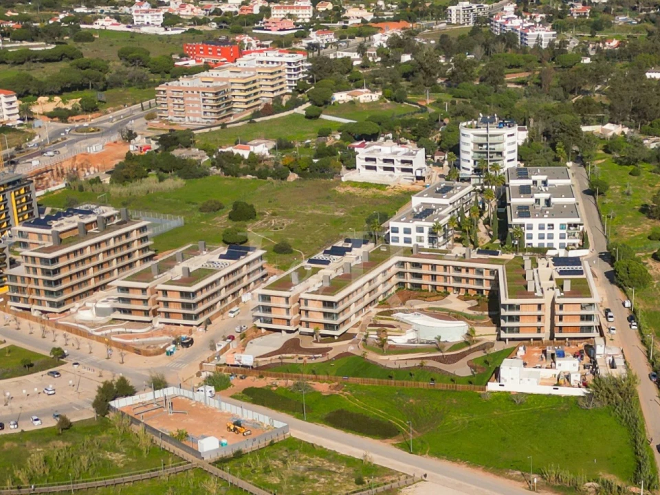 Apartamento T3 para Venda em Quarteira Foto 26