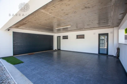 Moradia T4 para Venda em Almancil