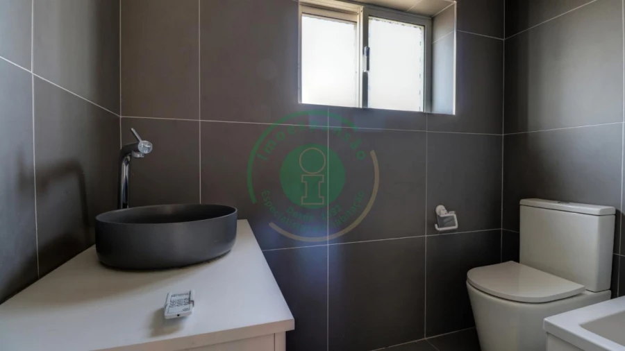 Apartamento T4 para Venda em Buarcos Foto 14