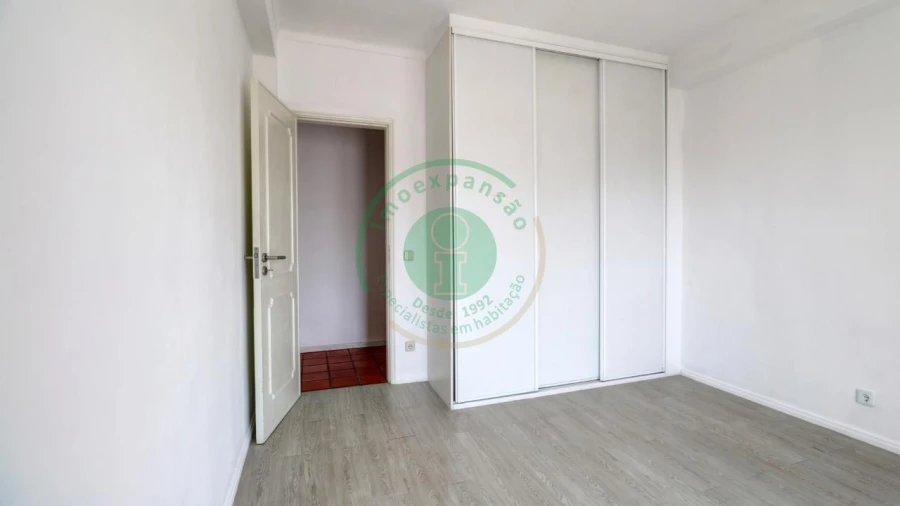 Apartamento T4 para Venda em Buarcos Foto 18