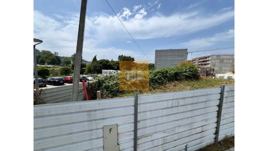 Terreno para Venda em Oliveira do Douro Foto 24