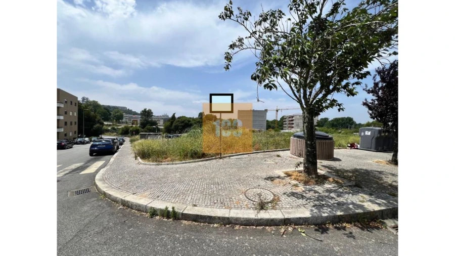 Terreno para Venda em Oliveira do Douro Foto 27