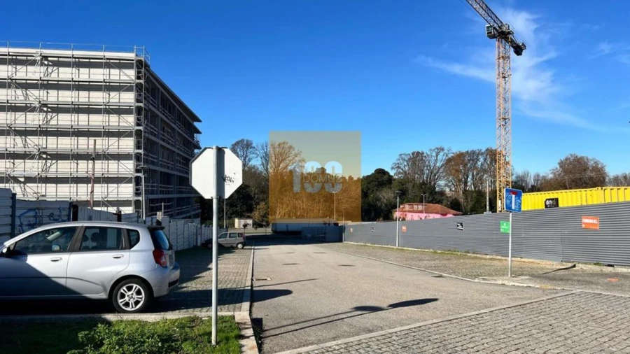 Terreno para Venda em Oliveira do Douro Foto 6