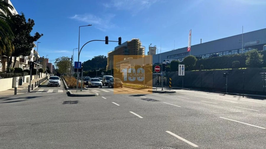 Terreno para Venda em Oliveira do Douro Foto 11