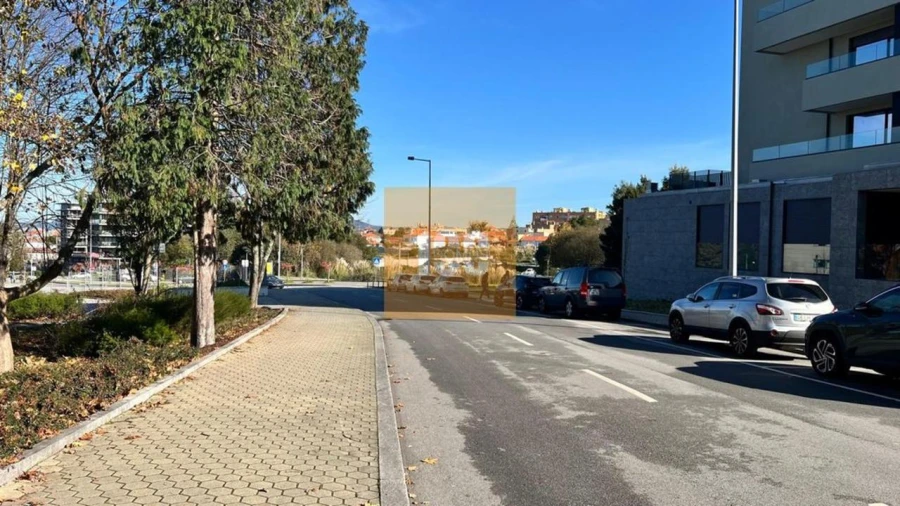 Terreno para Venda em Oliveira do Douro Foto 13