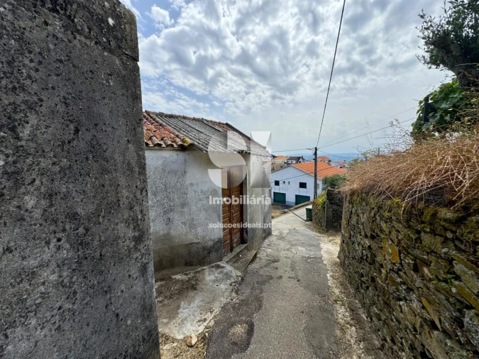 Moradia T2 para Venda em Sever Foto 5