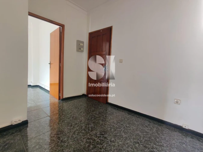 Escritório para Venda em Braga (Maximinos, Sé e Cividade) Foto 8