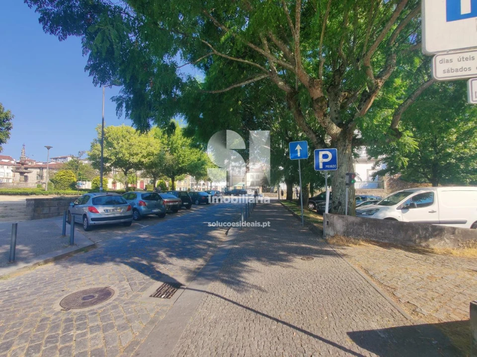 Escritório para Venda em Braga (Maximinos, Sé e Cividade) Foto 1