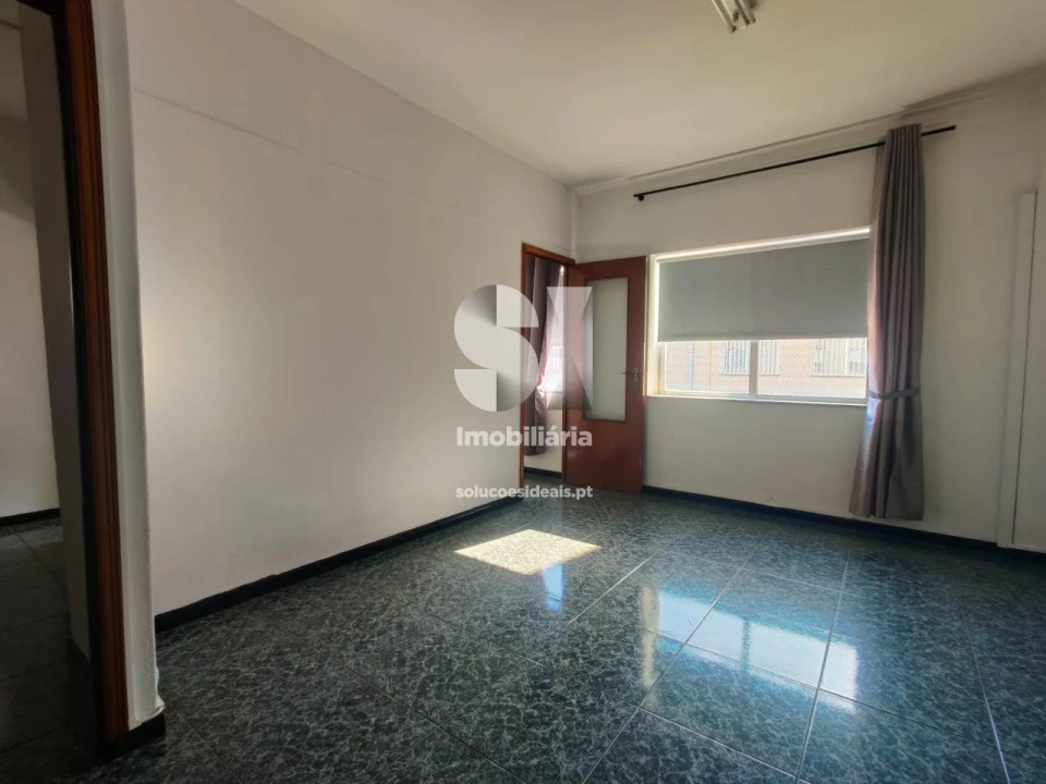 Escritório para Venda em Braga (Maximinos, Sé e Cividade) Foto 15