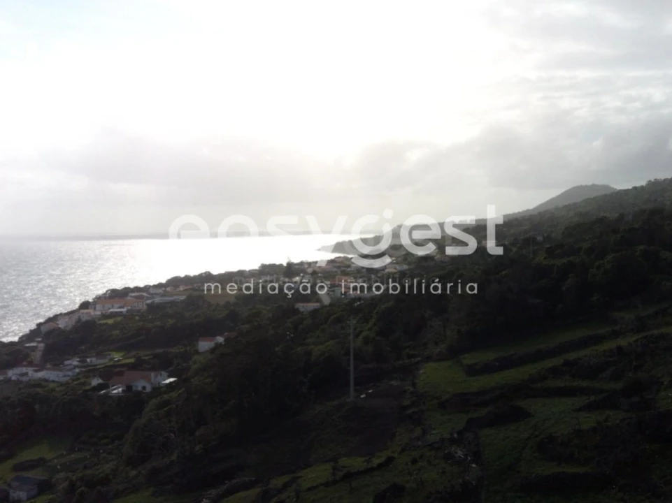 Moradia T2 para Venda em São João Foto 21