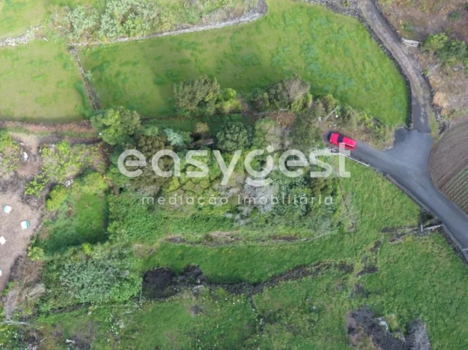 Moradia T2 para Venda em São João Foto 19