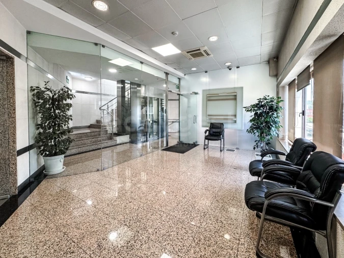 Escritório para Arrendamento em Carnaxide e Queijas Foto 17