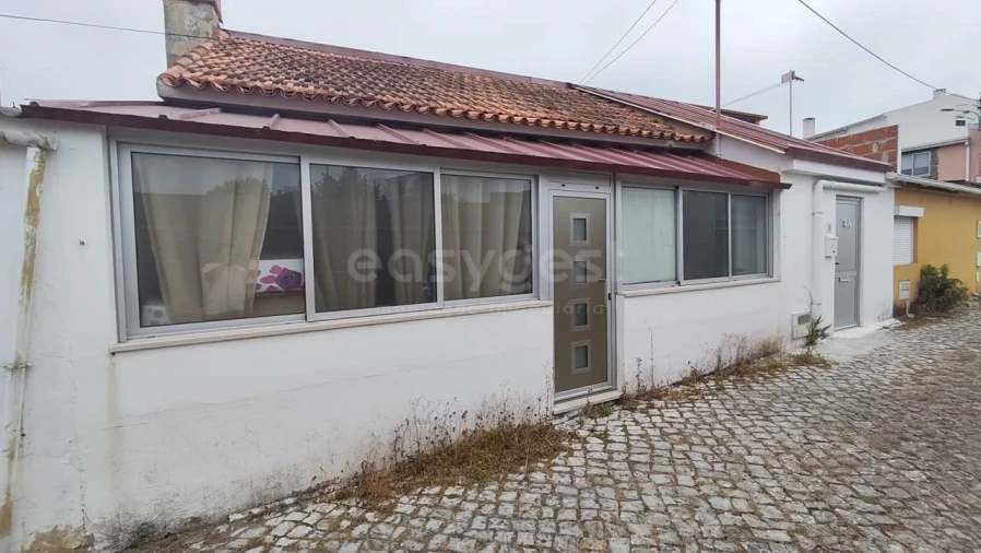 Moradia T2 para Venda em Pataias e Martingança