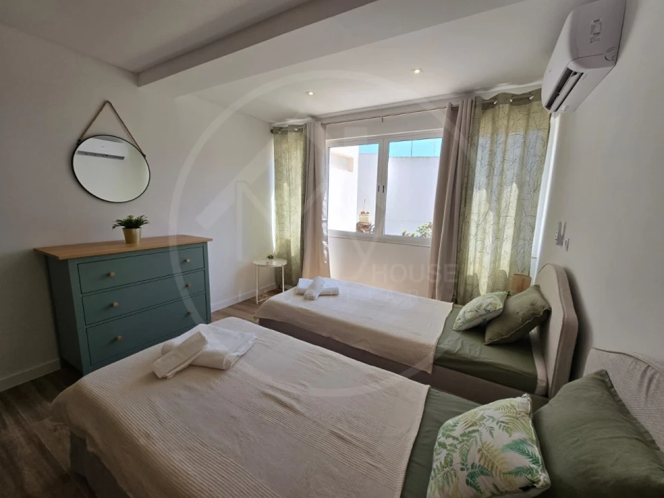 Apartamento T2 para Venda em Albufeira e Olhos de Água Foto 23