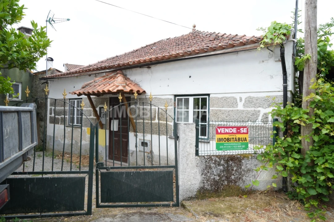 Moradia T3 para Venda em Tabua Foto 1