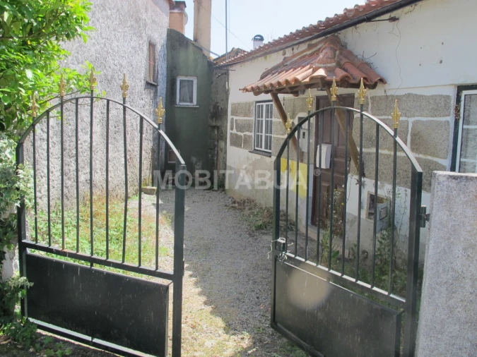 Moradia T3 para Venda em Tabua Foto 2