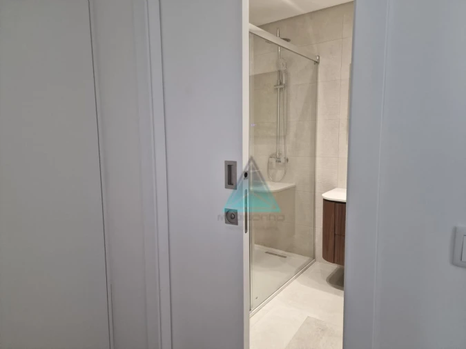 Apartamento T5 para Venda em Laranjeiro e Feijó Foto 12