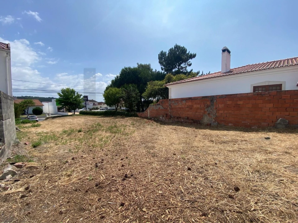 Terreno para Venda em Valado dos Frades Foto 15