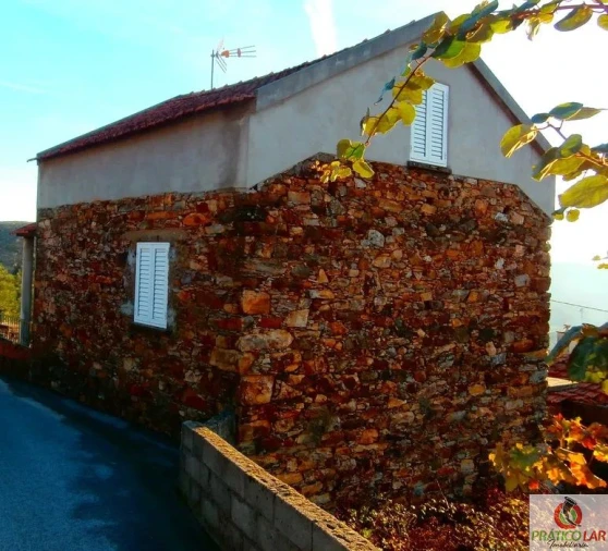 Moradia T5 para Venda em Cabril Foto 1