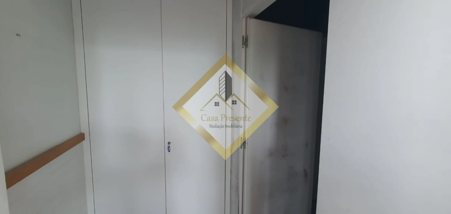 Loja para Venda em Oliveira do Douro Foto 14