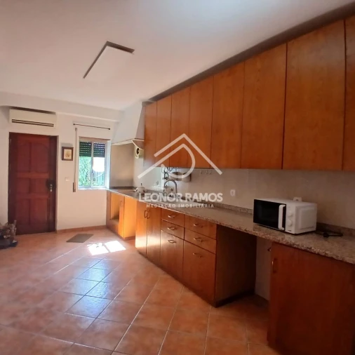 Moradia T5 para Venda em Ladoeiro Foto 8