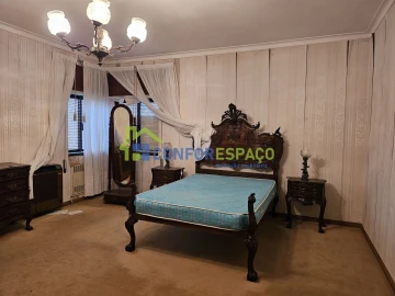 Moradia T9 para Venda em Castelo Branco