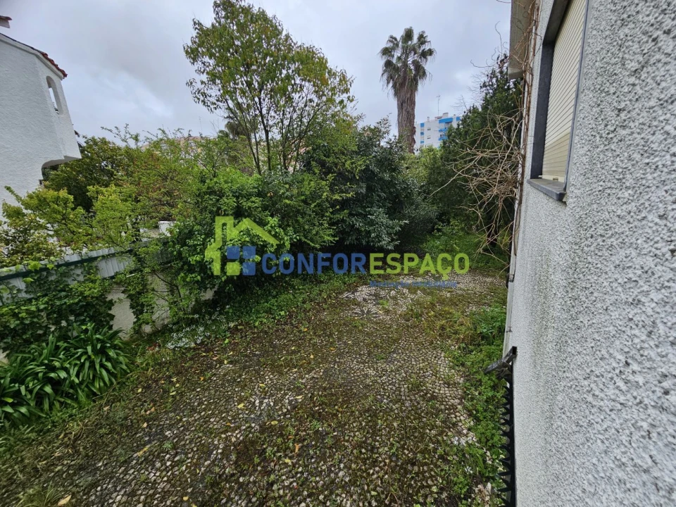 Moradia T9 para Venda em Castelo Branco Foto 12