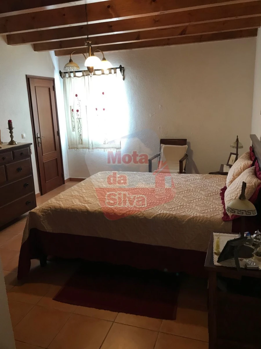 Moradia T3 para Venda em São Francisco da Serra Foto 9